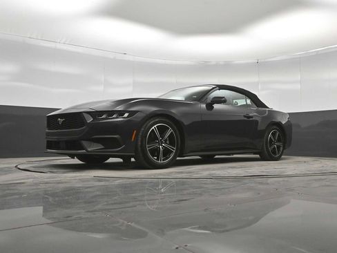 Used 2024 Ford Mustang Premium RWD image 36