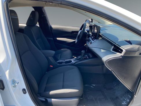 Used 2023 Toyota Corolla LE FWD image 15