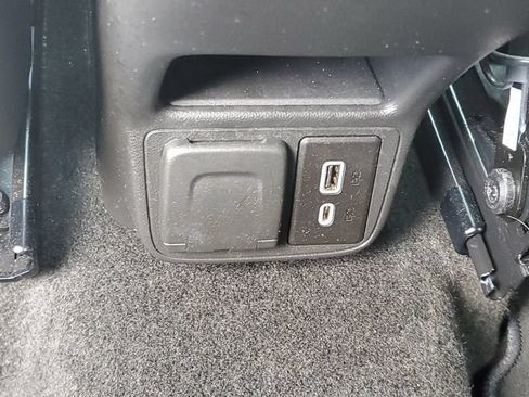 Used 2024 Buick Encore GX Avenir w/ Avenir Convenience Package AWD/4WD image 11