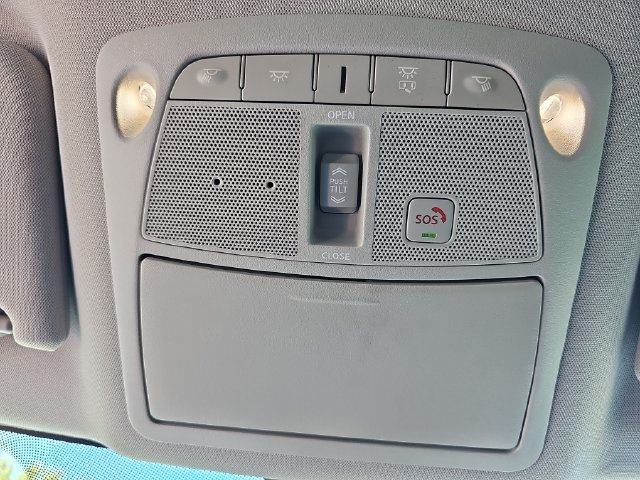 Used 2020 Nissan Maxima Platinum w/ Sport Mat Group FWD image 31