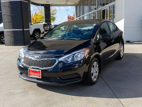 Used 2016 Kia Forte LX image 3