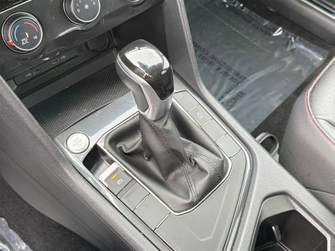 Used 2024 Volkswagen Tiguan Wolfsburg Edition image 29