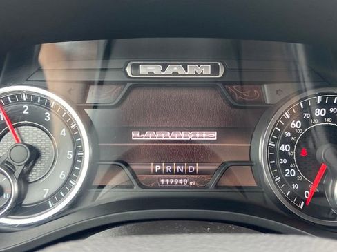 Used 2022 RAM 1500 Laramie w/ Sport Appearance Package image 23