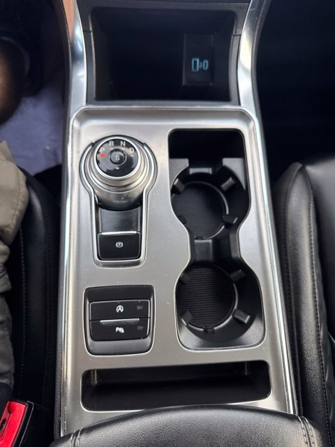 Used 2024 Ford Edge Titanium AWD/4WD image 24