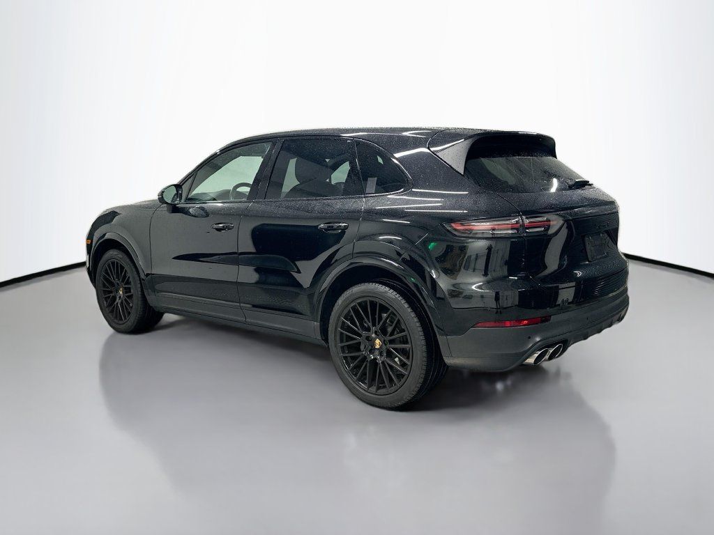 Certified 2020 Porsche Cayenne S AWD/4WD image 3