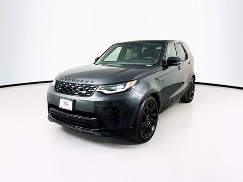 Used 2024 Land Rover Discovery Dynamic SE image 1