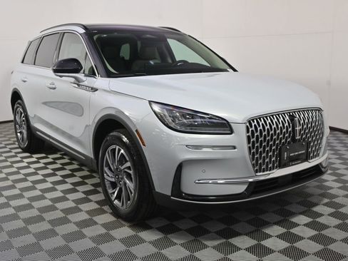 New 2026 Lincoln Corsair Premiere AWD/4WD image 9