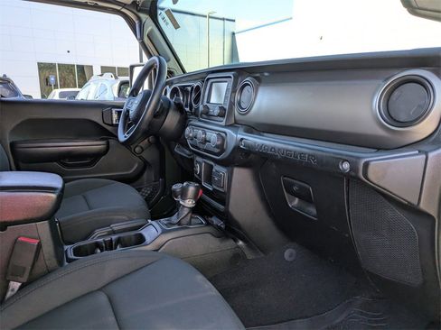 Used 2021 Jeep Wrangler Sport image 14