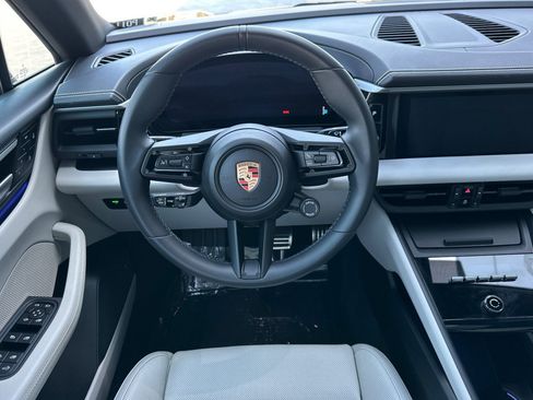 Certified 2024 Porsche Macan 4 Electric AWD/4WD image 14