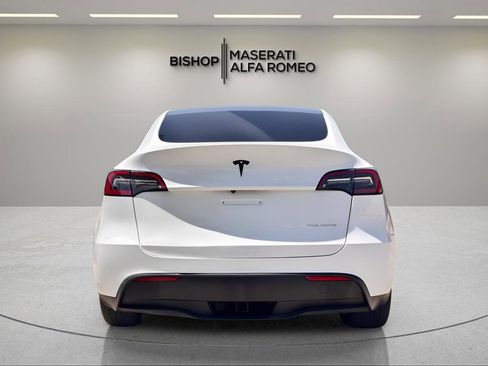 Used 2023 Tesla Model Y Long Range AWD/4WD image 4