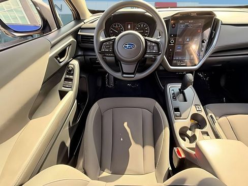 Used 2025 Subaru Crosstrek 2.5i Premium AWD/4WD image 8