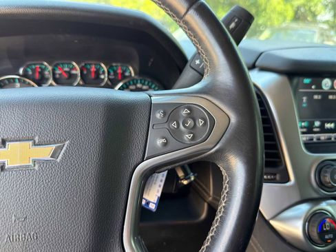 Used 2016 Chevrolet Suburban LS w/ Enhanced Driver Alert Package RWD image 18