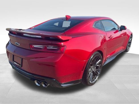Used 2018 Chevrolet Camaro ZL1 image 14