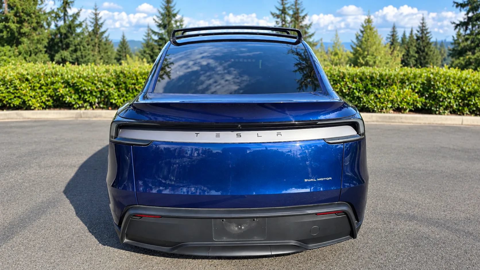 Used 2026 Tesla Model Y AWD image 6