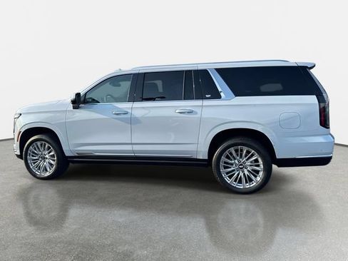 New 2026 Cadillac Escalade ESV Luxury w/ LPO, Floor Liner Package AWD/4WD image 3