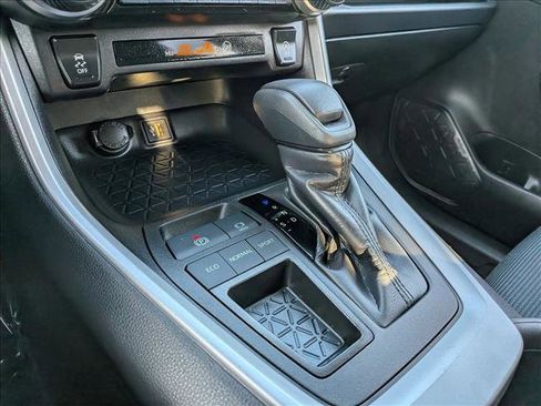 Used 2025 Toyota RAV4 LE image 17