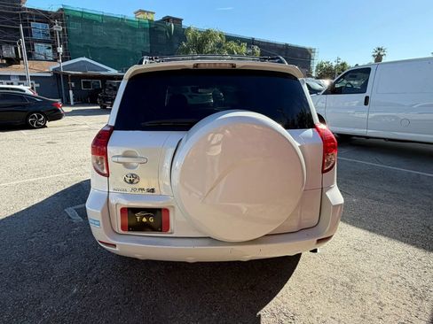 Used 2008 Toyota RAV4 Limited FWD image 8
