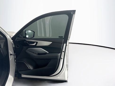 Used 2025 Acura MDX FWD image 36