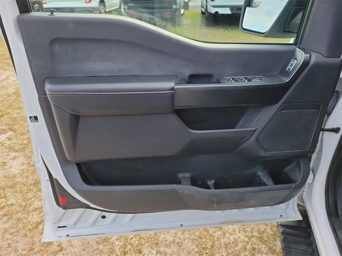 Used 2022 Ford F150 XL w/ STX Appearance Package image 9