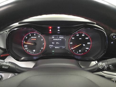 Used 2024 Chevrolet Trax RS FWD image 26