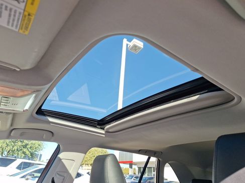 Used 2020 Toyota RAV4 XLE image 30