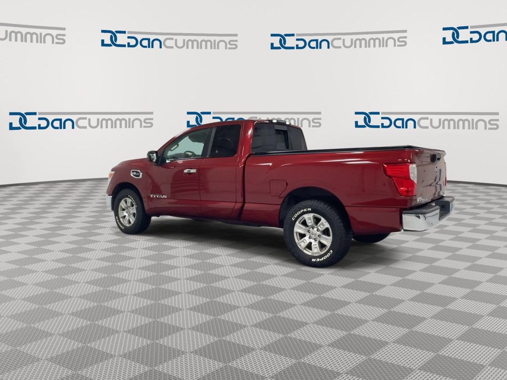 Used 2017 Nissan Titan SV RWD image 6