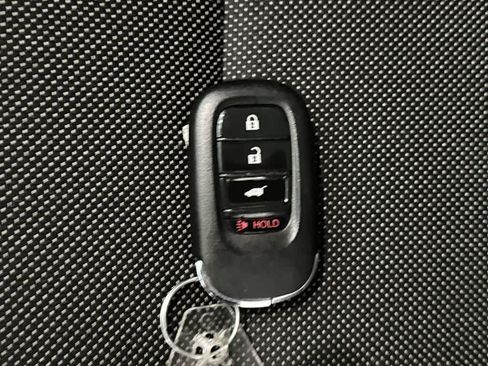 Used 2025 Honda CR-V LX image 27