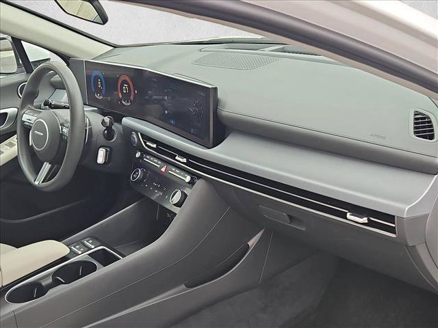 Used 2024 Hyundai Sonata SEL FWD image 19