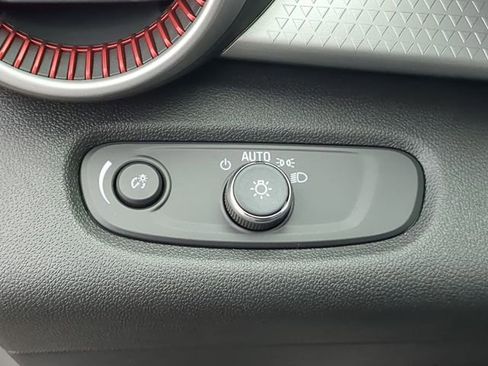 New 2026 Chevrolet Trax RS w/ Driver Confidence Package image 25