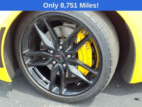 Used 2016 Chevrolet Corvette Stingray Convertible w/ 2LT Preferred Equipment Group RWD image 9