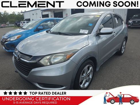 Used 2017 Honda HR-V LX image 1