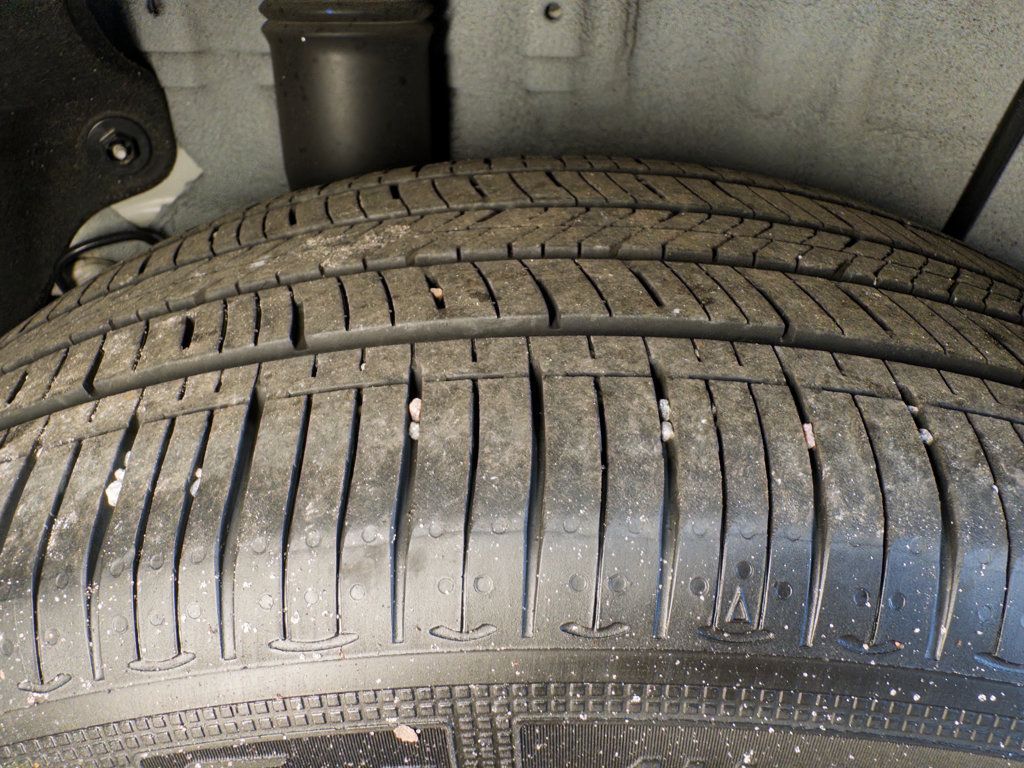 Used 2023 Kia Niro Wave FWD image 37