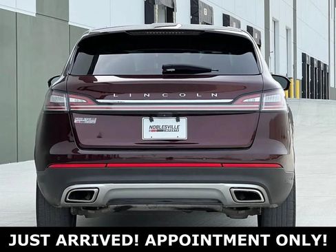 Used 2022 Lincoln Nautilus Reserve FWD image 4