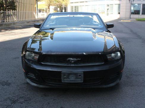 Used 2012 Ford Mustang Convertible w/ Security Pkg RWD image 4