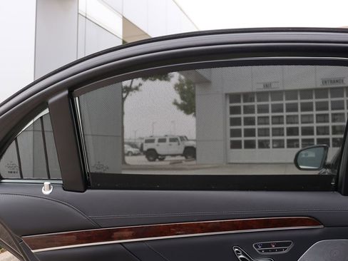 Used 2019 Mercedes-Benz S 560 Sedan image 57