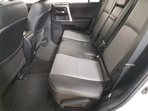 Used 2021 Toyota 4Runner SR5 Premium image 12