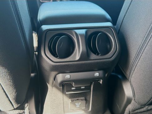 Used 2023 Jeep Gladiator Rubicon w/ LED Lighting Group image 23