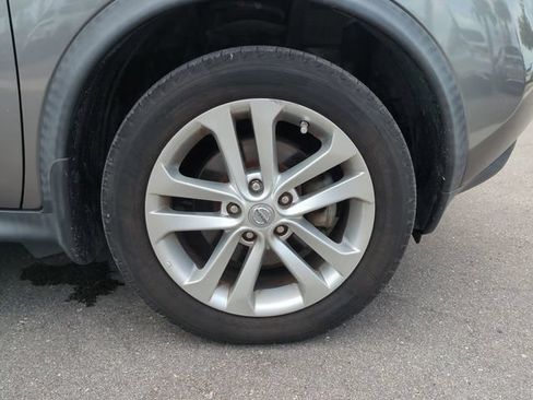 Used 2014 Nissan Juke SL FWD image 11