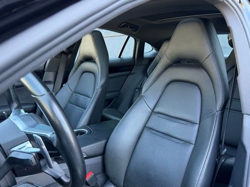 Certified 2018 Porsche Panamera 4 image 16