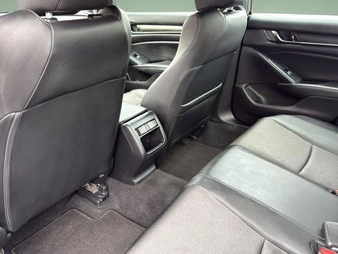 Used 2022 Honda Accord Sport image 14