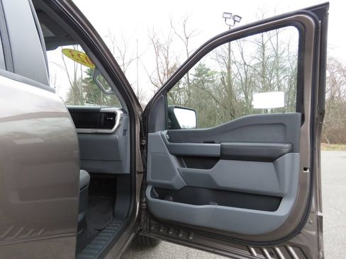 Used 2023 Ford F150 XLT AWD/4WD image 12