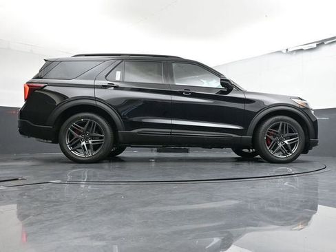 New 2026 Ford Explorer ST image 35