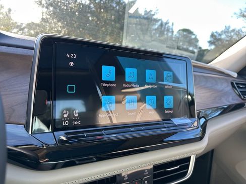 New 2026 Volkswagen Atlas SE FWD image 32