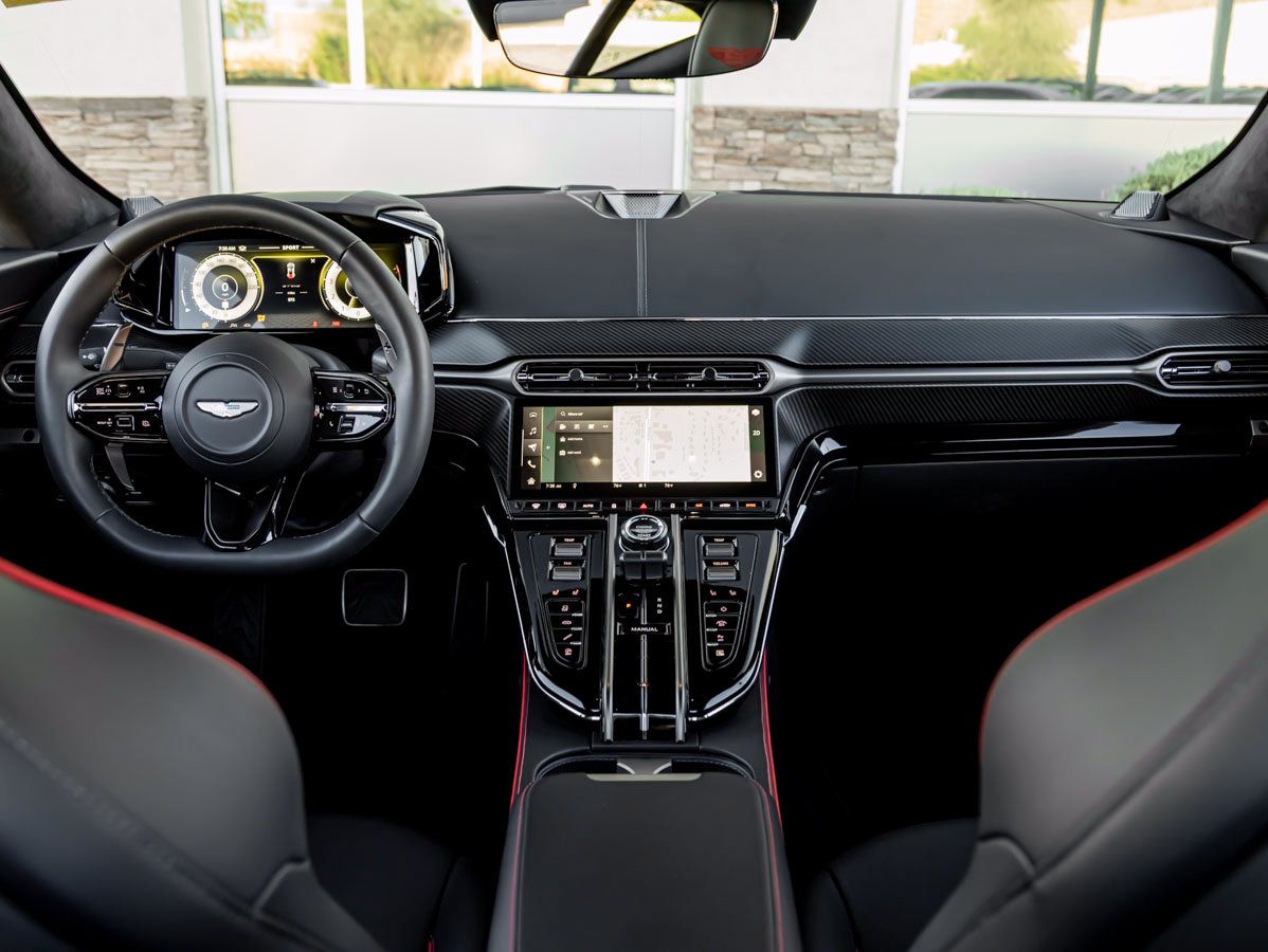 Used 2026 Aston Martin V8 Vantage S RWD image 16