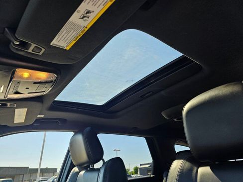 Used 2022 Dodge Durango GT AWD/4WD image 31