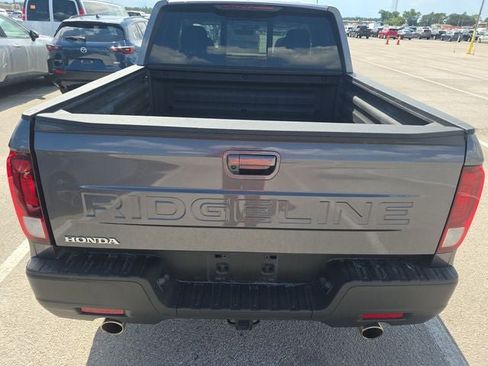 Used 2025 Honda Ridgeline RTL image 6