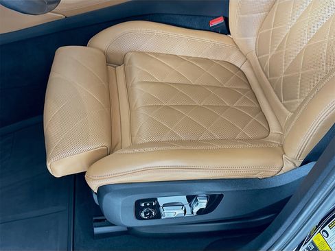 Used 2023 BMW X6 M50i w/ Executive Package image 21