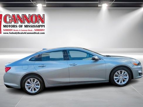 Used 2024 Chevrolet Malibu LT image 6