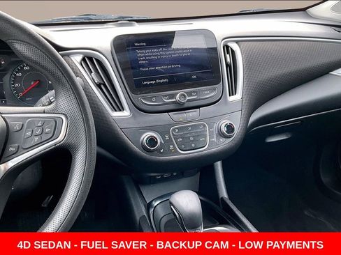 Used 2024 Chevrolet Malibu LT image 9