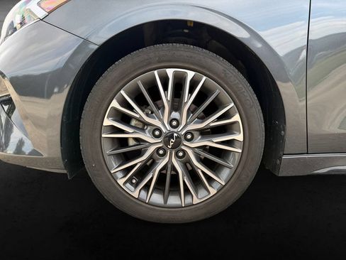 Used 2024 Kia Forte GT-Line w/ GT-Line Premium Package FWD image 11